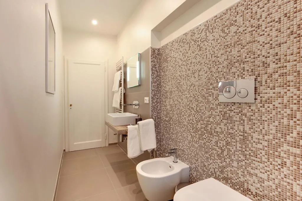 Santo Stefano Accademia Apartment Venice