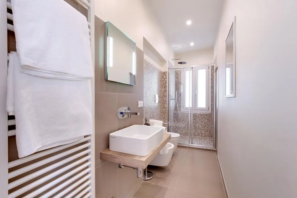 Santo Stefano Accademia Apartment Venice