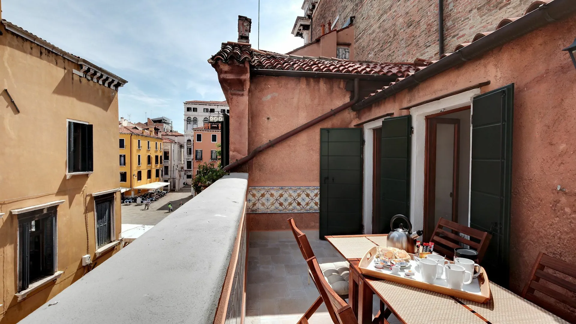 Santo Stefano Accademia Apartment Venice