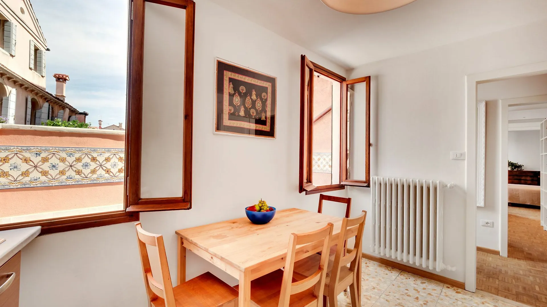 Santo Stefano Accademia Apartment Venice Italy