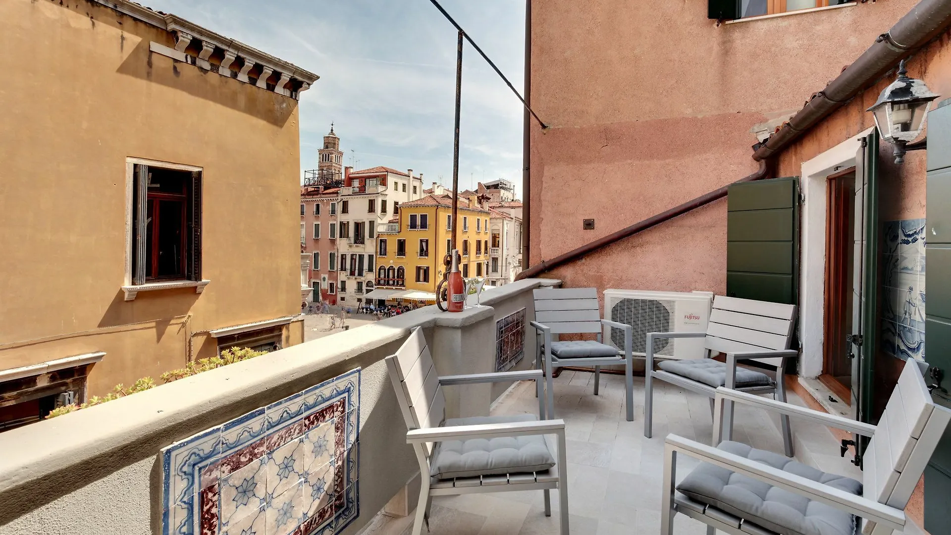 Santo Stefano Accademia Apartment Venice